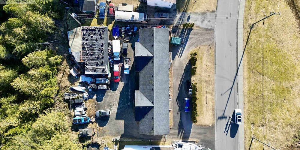 575 EVERGREEN DRIVE Port Edward Photo 2 575 EVERGREEN DRIVE Port Edward Photo 2